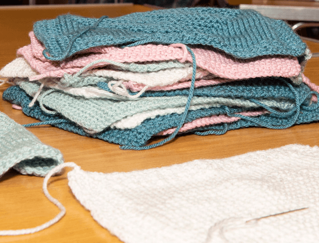 Beginner knitting session 2