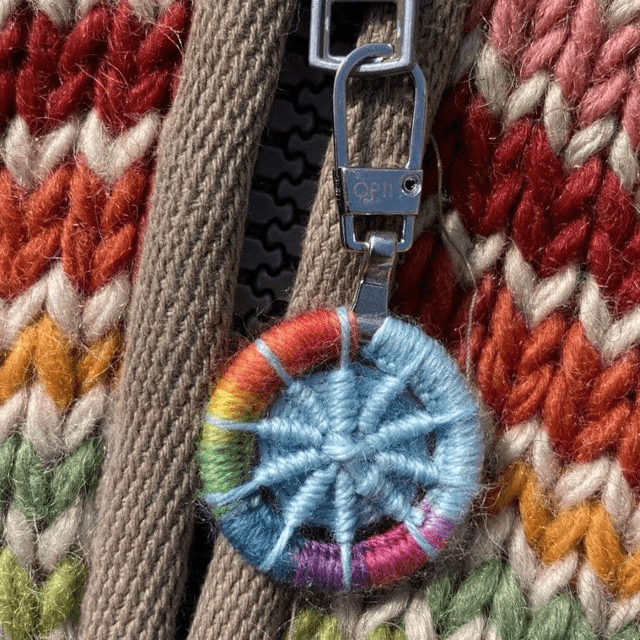 Dorset Button Zipper Kit - Crosswheel Design, Rainbow Sky