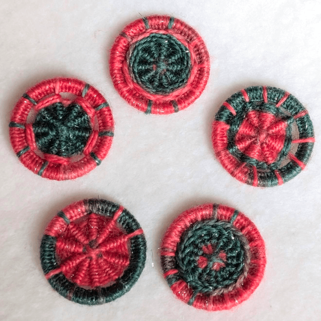Multiple Style Dorset Button Kit, Christmas 